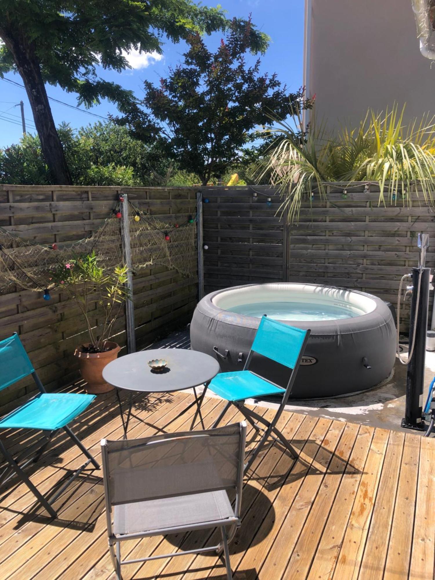 Maison Au Calme Climatisee Avec Spa De Mai A Fin Septembre *