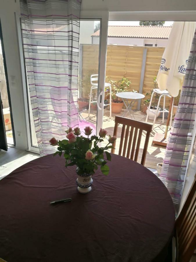 Holiday home Maison Au Calme Climatisee Avec Spa De Mai A Fin Septembre Royan